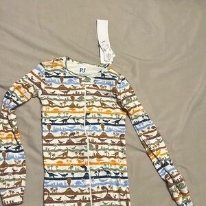 Brand new children’s place zip up footie